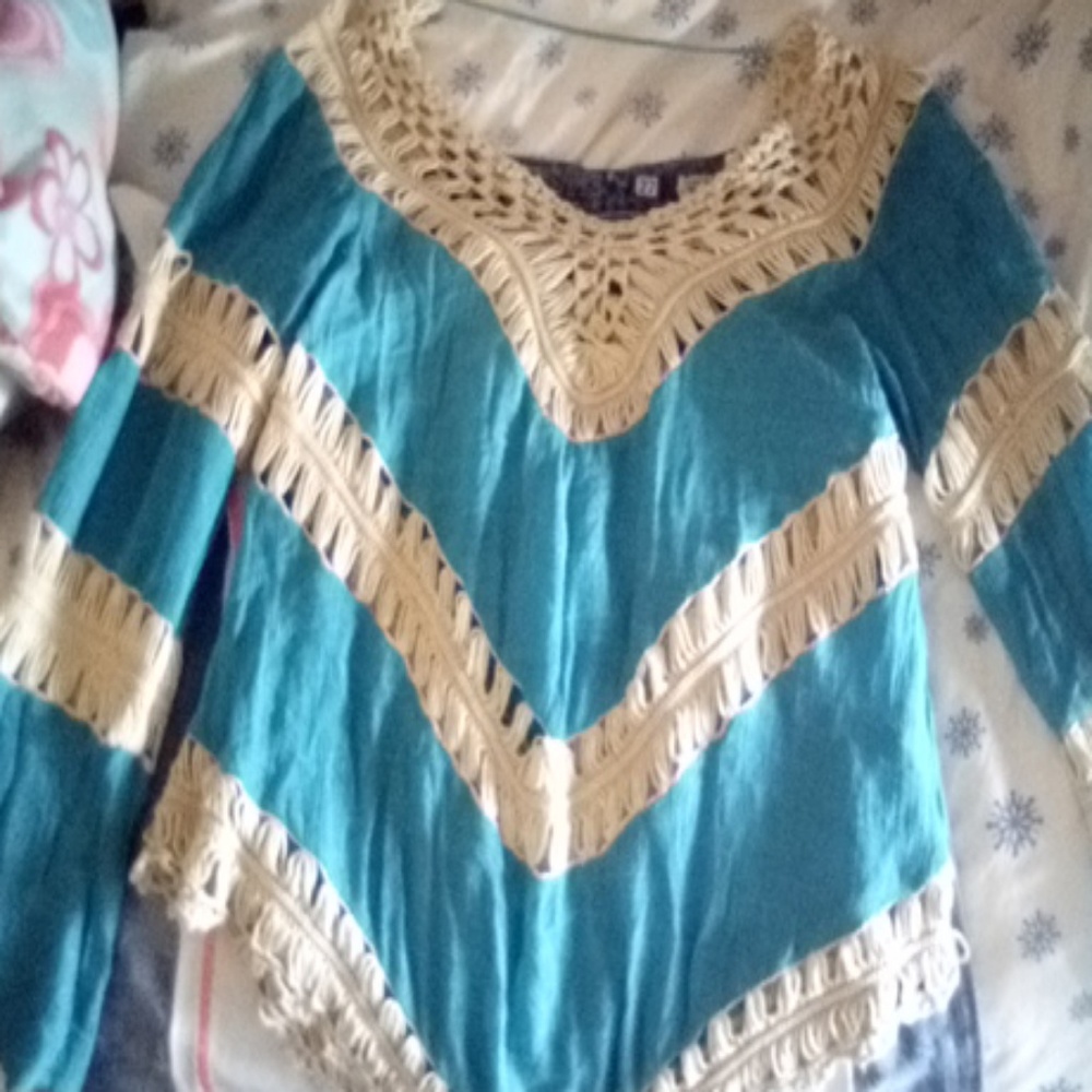 Macrame long sleeve top
